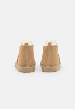 Pier One Leather- Pantoffels - Beige 9 Pier One Leather- Pantoffels - Beige -mode 05ba2173d3144a79a53b40d84637288e