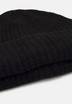 Pier One Short Micro Beanie Unisex - Muts - Black -mode 0ebb65d54b0643c5908d2c2364f4ca2c