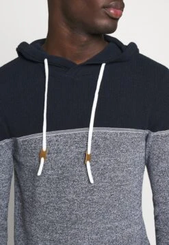 Pier One Hoodie - Dark Blue 12 Pier One Hoodie - Dark Blue -mode 1ba6a075ae1845a7af3ab36850a66d7e