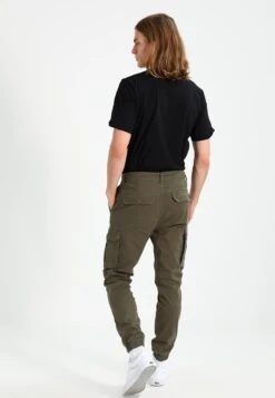 Pier One Cuffed Skinny Trouser- Cargobroek - Khaki -mode 27a3522f85514c679fcedaaaf368adc1