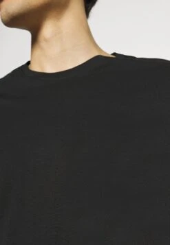 Pier One Pyjama - Black -mode 2d7a3bf373434ec99530f26b5c489aa6