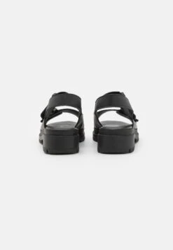 Pier One Leather- Sandalen - Black 9 Pier One Leather- Sandalen - Black -mode 304612a39f3546b0ab5f9f6ec58ea932