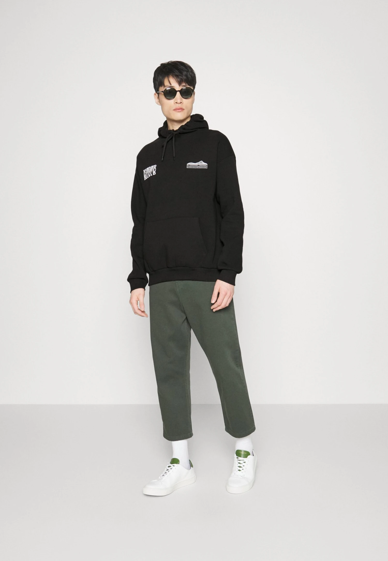 Pier One Wood Hoodie - Hoodie - Black 2 Pier One Wood Hoodie - Hoodie - Black - Afbeelding 2