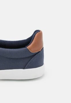 Pier One Unisex - Instappers - Dark Blue 11 Pier One Unisex - Instappers - Dark Blue -mode 389e4733b80f4869a0757e54a268f427