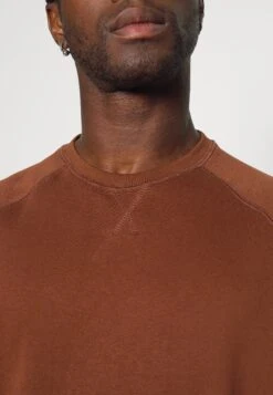 Pier One 2 Pack - Sweater - Light Brown/Black 11 Pier One 2 Pack - Sweater - Light Brown/Black -mode 43815bc354384ee7b281872f609e0c41