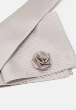 Pier One Set - Overige Accessoires - Silver -mode 452e98d41bb04aa69987b4e354cb6b93