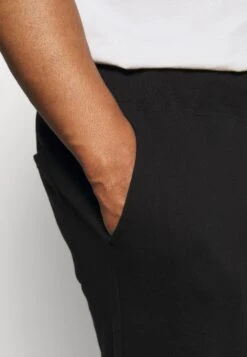 Pier One Trainingsbroek - Black -mode 48575df4872548bba79fbbedbf1abb19