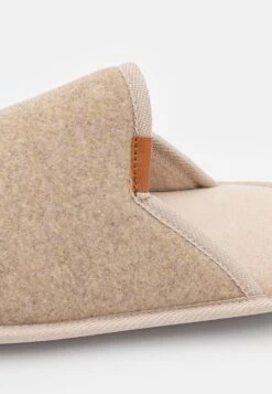 Pier One Pantoffels - Beige -mode 4bb8e183218649be8d160cd154643fa0