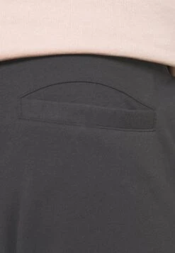 Pier One Trainingsbroek - Dark Grey -mode 4dba7bd6995145a9b07e0b61cdb4749a