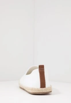 Pier One Rena Espadrille Unisex - Espadrilles - White -mode 4f1c7dae0cbb47efaca02a71fb79d125