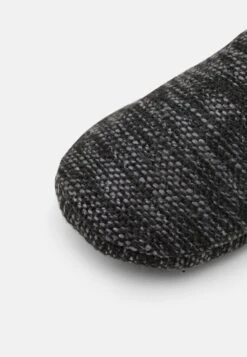 Pier One Pantoffels - Black -mode 50c6e37e4898429699554a8740194458