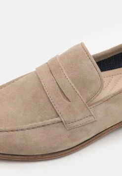 Pier One Leather - Instappers - Beige -mode 52d211ef3a154ec88c15f789062f84e4