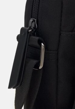 Pier One Unisex - Schoudertas - Black 7 Pier One Unisex - Schoudertas - Black -mode 6015a635267a4538aeda73eaf2b65393