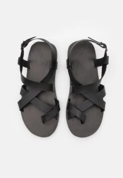 Pier One Teensandalen - Black -mode 6818b30d26474e658a275654bdec1e84