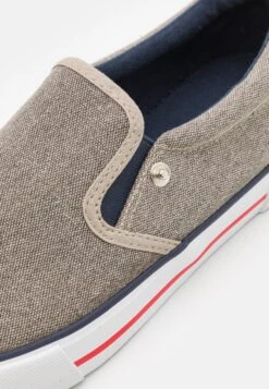 Pier One Unisex - Sneakers Laag - Taupe 11 Pier One Unisex - Sneakers Laag - Taupe -mode 6a1834ed7c0648ecb860954f8dc6f955