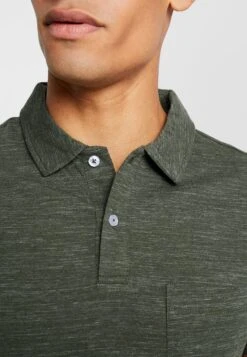 Pier One Poloshirt - Oliv -mode 74f300faa9b14ec5b8e7cc2d84df47aa