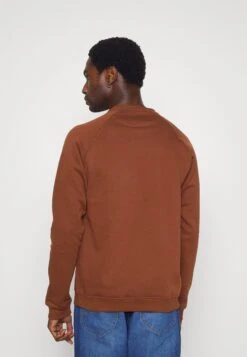 Pier One 2 Pack - Sweater - Light Brown/Black 8 Pier One 2 Pack - Sweater - Light Brown/Black -mode 76a0e664c53142af8538c72adf24320b