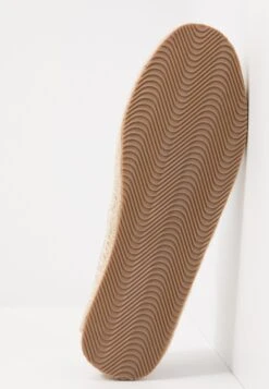 Pier One Rena Espadrille Unisex - Espadrilles - White/Blue -mode 783aaa02540843288d52301a1f116eed