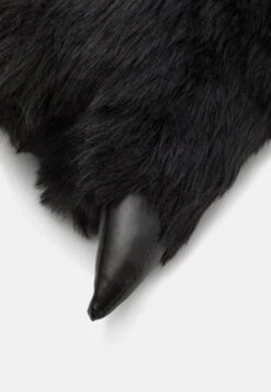 Pier One Pantoffels - Black -mode 796914552fcb4fcaac1e33068a36c27f