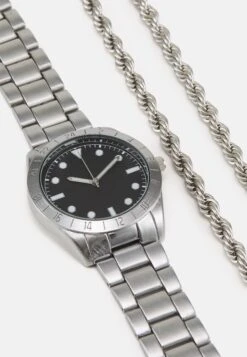 Pier One Set - Ketting - Silver-Coloured/Black -mode 83102eb3ab884b968ea711d6d380bde6