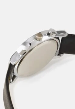 Pier One Set - Horloge - Black -mode 8b85f94e4c5a43a89680fa66df3bc7c7