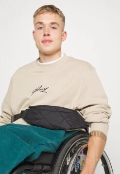 Pier One Sweater - Tan 13 Pier One Sweater - Tan -mode 9998c119a3924cb38accaa46e749df2e