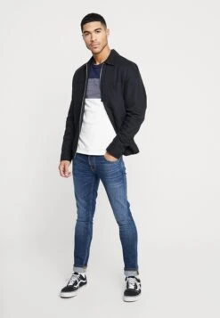 mode -mode 9b555e89b6464720bd5a3c410efa8716