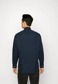 Pier One 3 Pack - Zakelijk Overhemd - White/Light Blue/Dark Blue -mode 9c5bc8c34ea0415fb949ca66c8b6f9f0