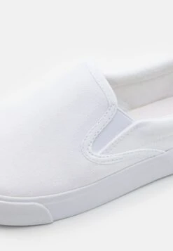 Pier One Unisex - Sneakers Laag - White 11 Pier One Unisex - Sneakers Laag - White -mode a778f905c9d047938e2cde47758df05a