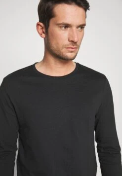 Pier One 2 Pack - Longsleeve - White/Black -mode abe5f01df1c144a5b727bffa4e9f9909