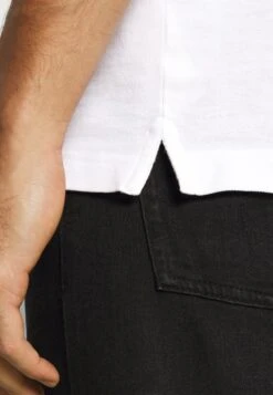 Pier One 2 Pack - Poloshirt - White/Black -mode b4c1c454fc3f4bc8a30e47a738a048f0