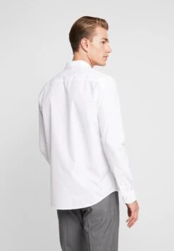 Pier One 2 Pack - Zakelijk Overhemd - White/Light Blue 8 Pier One 2 Pack - Zakelijk Overhemd - White/Light Blue -mode be6c104a9fb24ec4b7e3fbf862bb62fa