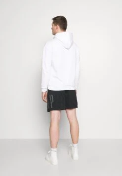 Pier One 2 Pack - Hoodie - White/Black -mode c4fb3b4eba4245c9a0c0a3ac810958a5