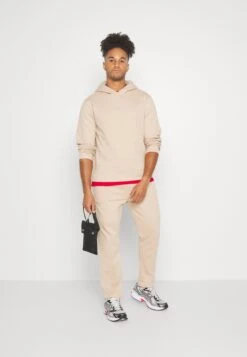 Pier One Hoodie - Tan -mode c90dfdefac3342ac8338cc9b43b7ec66