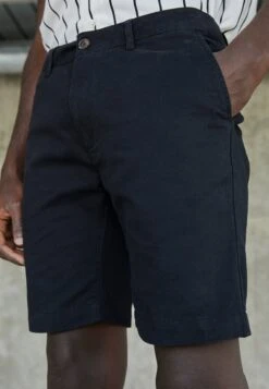 Pier One 2 Pack - Shorts - Black/Olive -mode d524b5a279394f7b8bcc1a11f79629f3