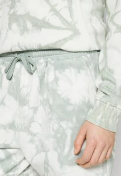 Pier One Shorts - Green -mode ddfcbbe17eeb496298c7947389116599