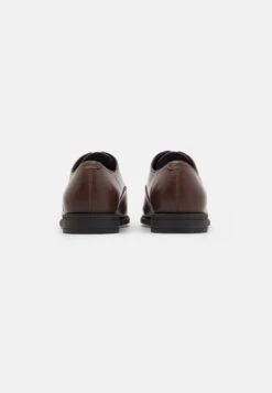Pier One Unisex - Sportieve Veterschoenen - Dark Brown 8 Pier One Unisex - Sportieve Veterschoenen - Dark Brown -mode def25b02b8464c7bb9962d0b86180f45
