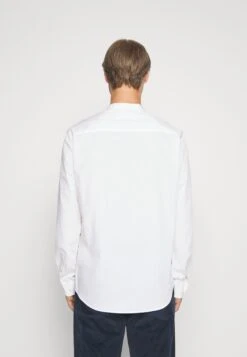 Pier One 2 Pack - Overhemd - White/Olive -mode df19cc02f99342c9a0b8409e9ead6fb0