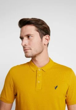 Pier One Poloshirt - Mustard -mode e67d152421744965987773b5e733a013