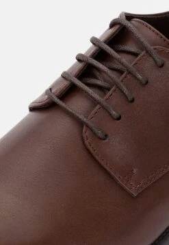 Pier One Veterschoenen - Dark Brown 11 Pier One Veterschoenen - Dark Brown -mode e7d5168555e147f3bd2b539ed3404177