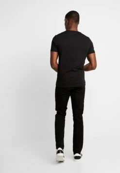 Pier One T-Shirt Print - Black -mode ee8af05e410f47e99a7bef60e25a11f8