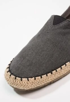 Pier One Espadrilles - Grey 11 Pier One Espadrilles - Grey -mode fdc212f67f994b7abe0dd8404b71d104